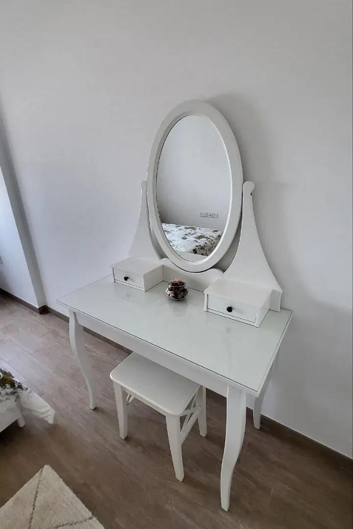 Modern 2Br -5Min To Metro-Unit 211 Apartment Dubai United Arab Emirates