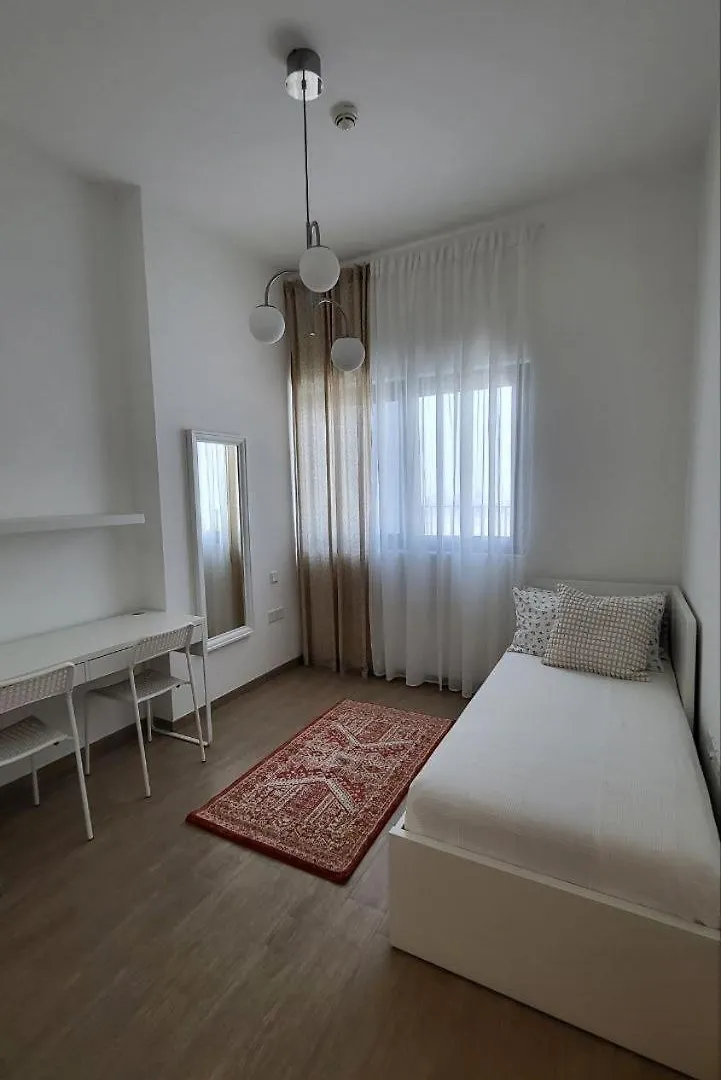 Modern 2Br -5Min To Metro-Unit 211 Apartment Dubai