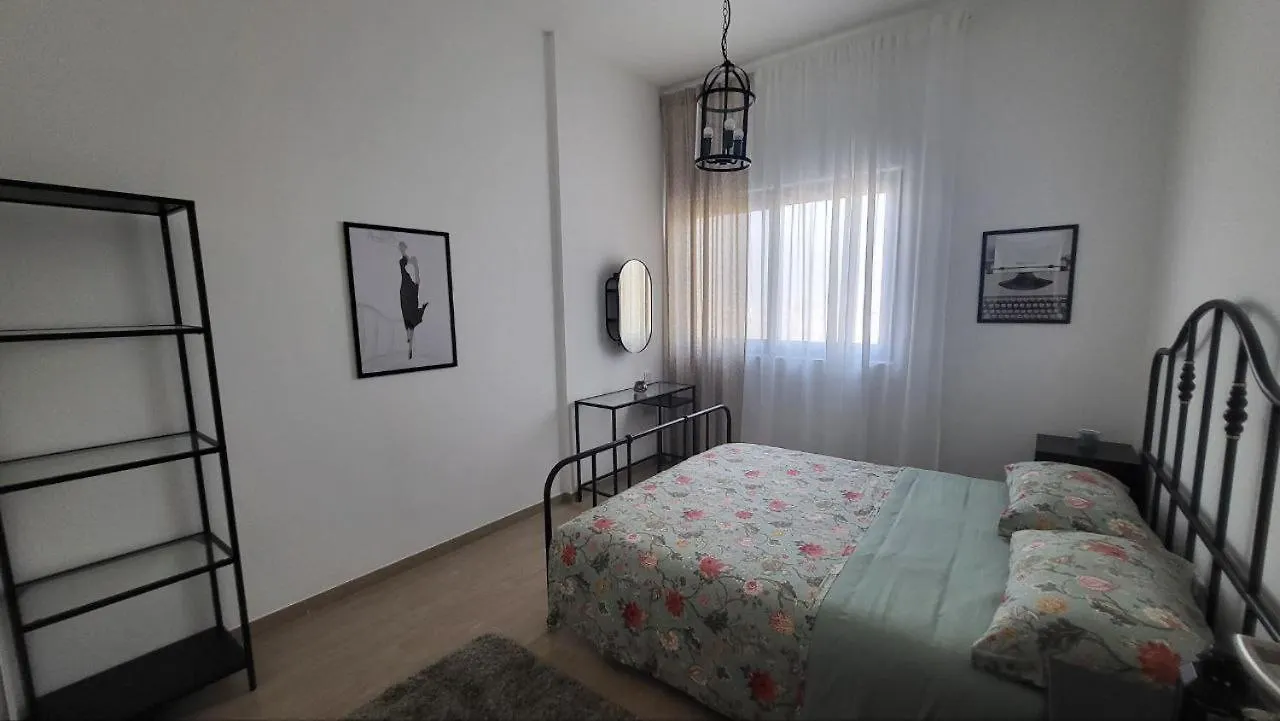 Modern 2Br -5Min To Metro-Unit 211 Apartment Dubai United Arab Emirates