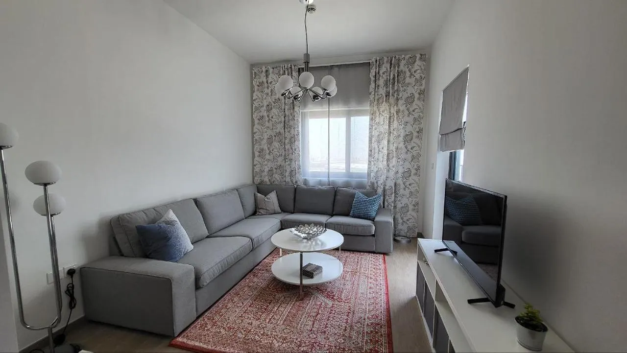 Modern 2Br -5Min To Metro-Unit 211 Apartment Dubai