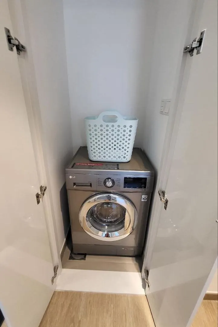 Modern 2Br -5Min To Metro-Unit 211 Apartment Dubai United Arab Emirates